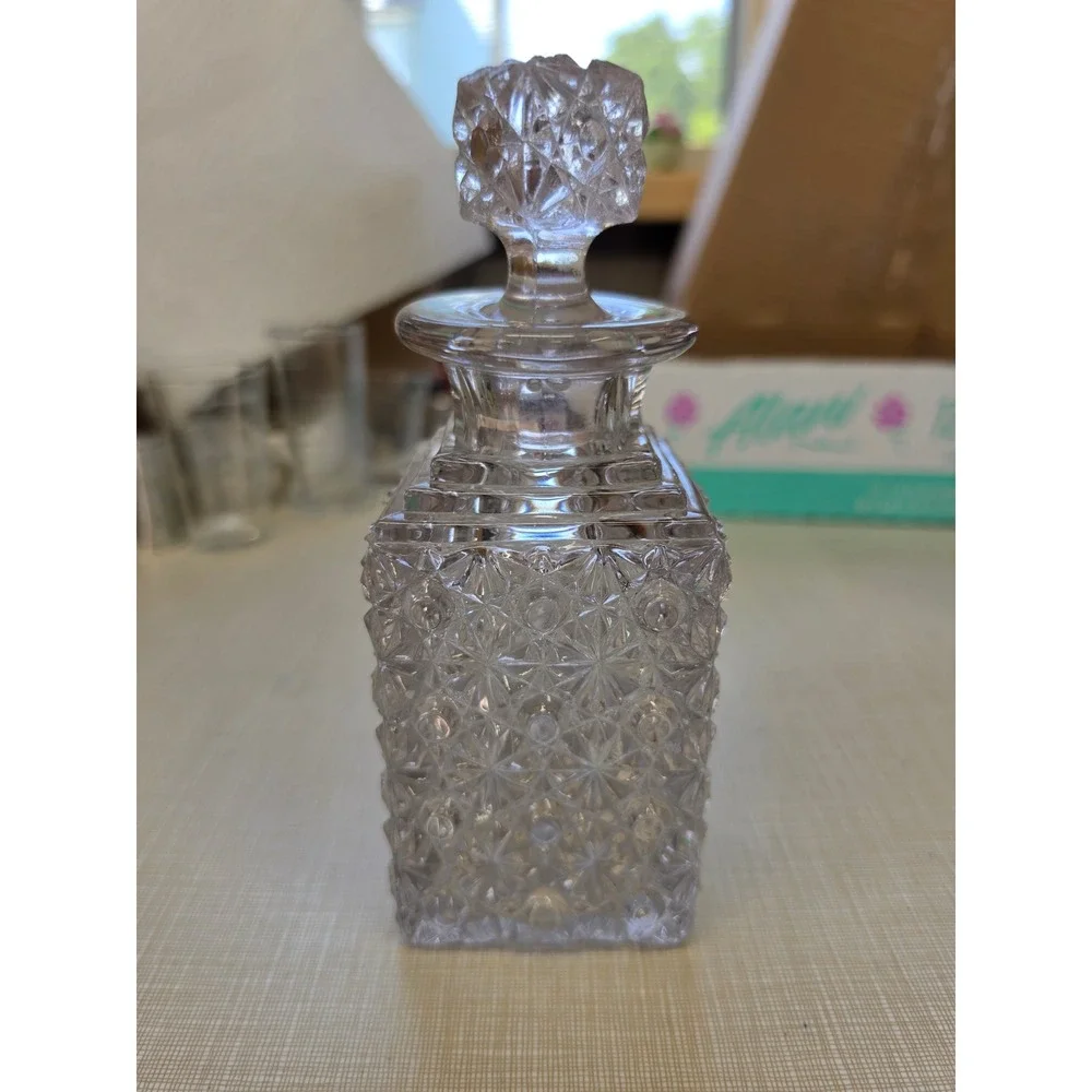 Vintage Clear Pressed Glass Square Decanter Starburst Diamond Pattern Stopper